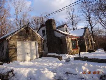 24 Jeanette Street, Monroe, CT 06468 