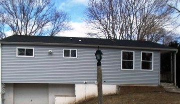 71 Elm St, Colchester, CT 06415 