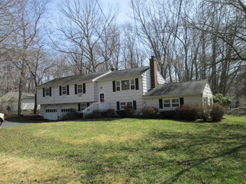 803 Long Cove Rd, Gales Ferry, CT 06335 