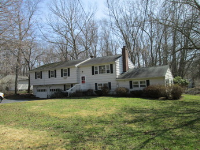 803 Long Cove Rd, Gales Ferry, CT 06335 