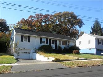 105 Kasper Cir, Stratford, CT 06614 