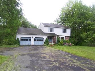 40 Woodbridge Ln, Thomaston, CT 06787 