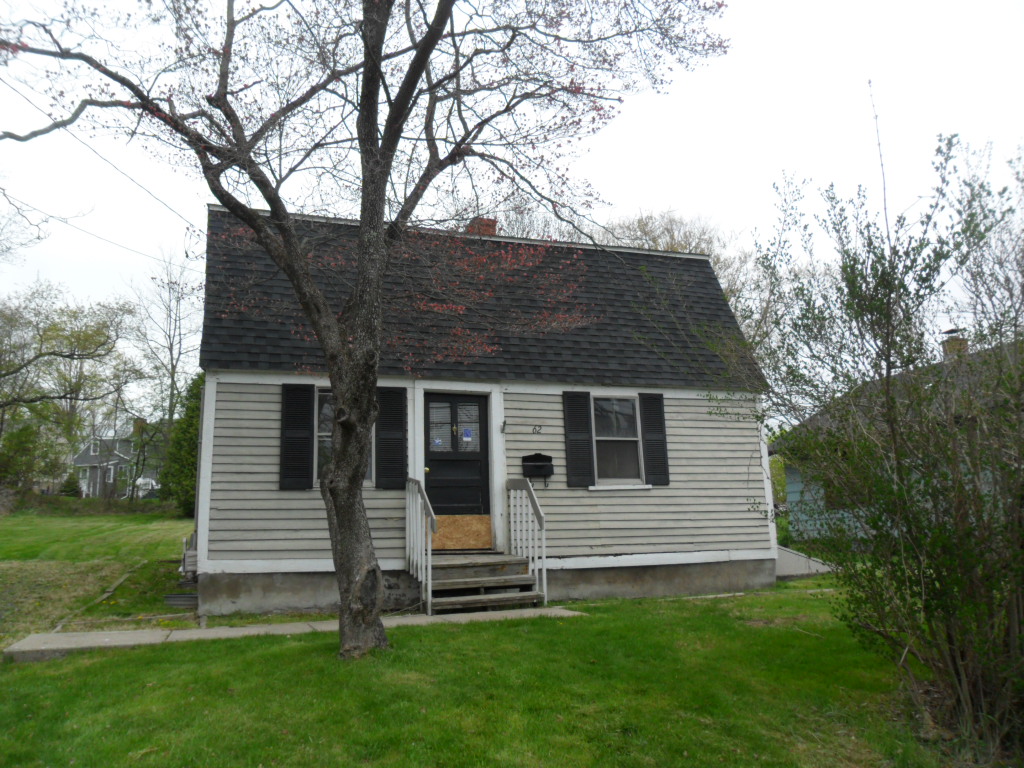 62 Glastonbury Ave, Rocky Hill, CT 06067 