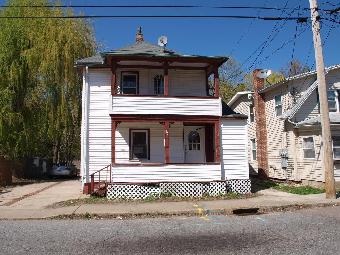 30 Hickory Street, Norwich, CT 06360 