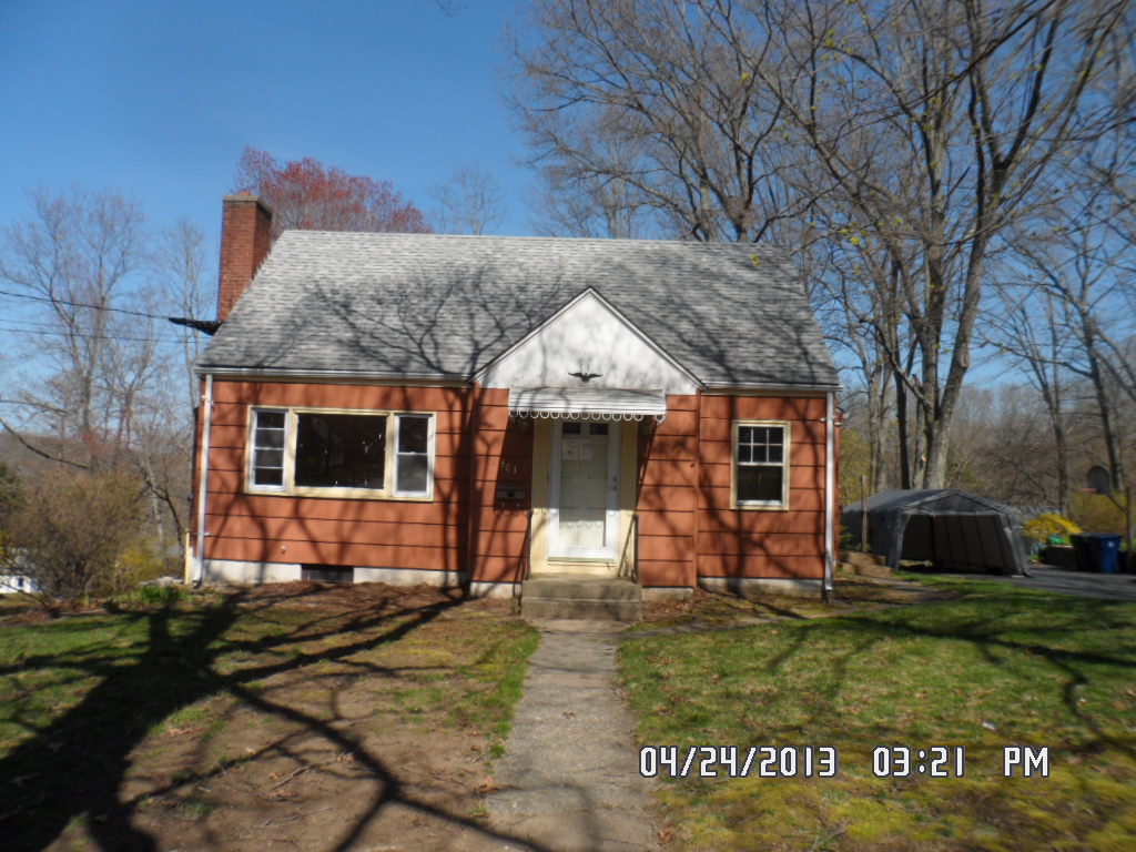 361 Mansfield Ave, Willimantic, CT 06226 