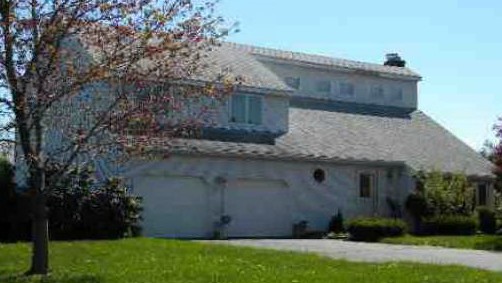 8 Milo Peck Ln, Windsor, CT 06095 