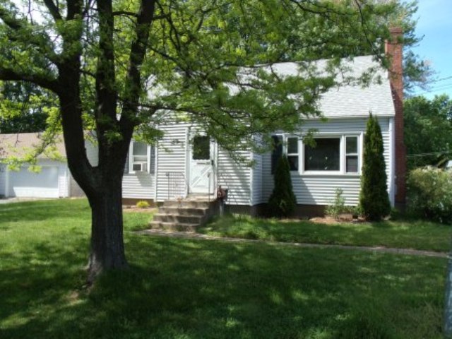 50 Montclair Dr, East Hartford, CT 06118 