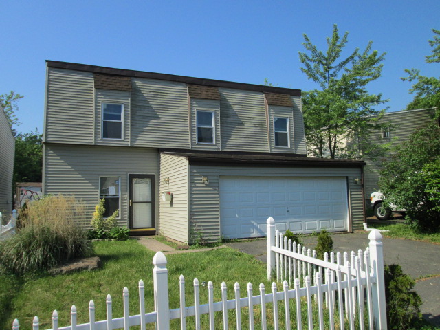 46 Inverness Lane, Middletown, CT 06457 