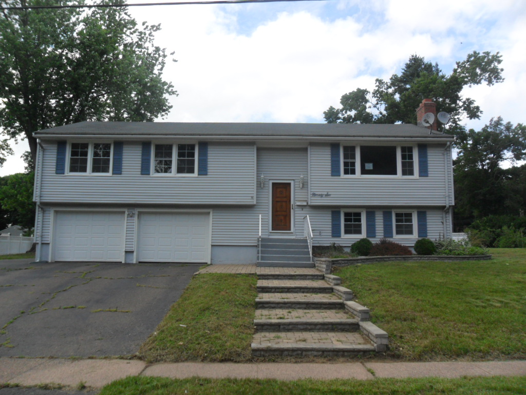 96 College Drive, East Hartford, CT 06108 