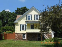57 Spruce St, Meriden, CT 06451 