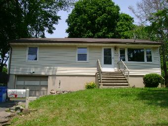 2893 E Main St, Waterbury, CT 06705 