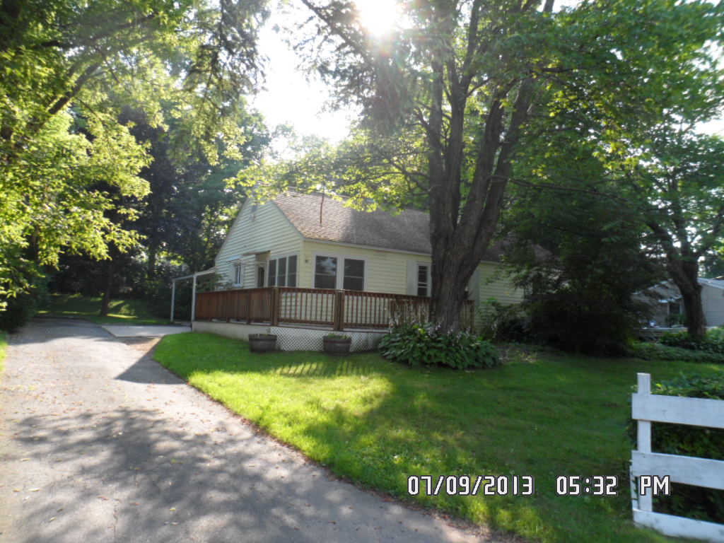 27 Sunrise Drive, Vernon, CT 06066 