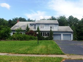 22 Katie Ln, North Haven, CT 06473 