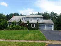 22 Katie Ln, North Haven, CT 06473 