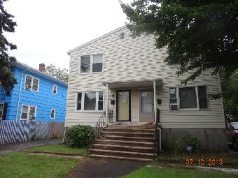 306 Chamberlain Ave, Bridgeport, CT 06606 