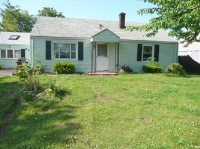 138 Crescent Dr, East Hartford, CT 06118 