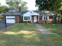 59 Hawthorne St, New Britain, CT 06053 