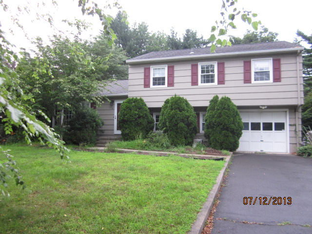 45 Cottontail Rd, Norwalk, CT 06854 