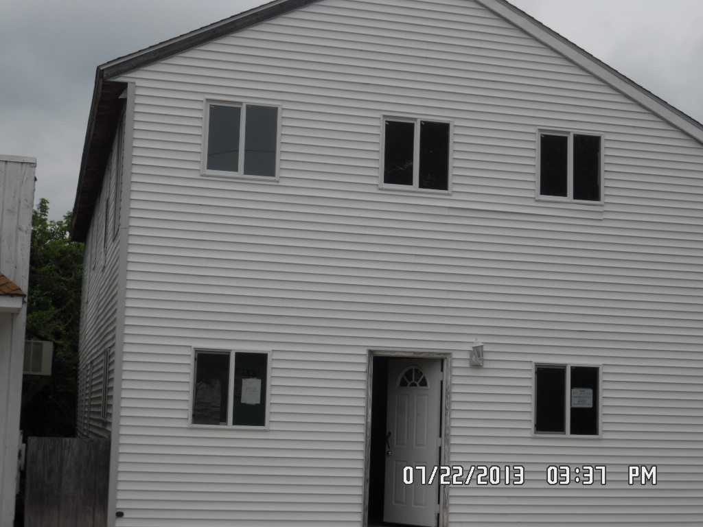 166 South Main Street, Brooklyn, CT 06234 