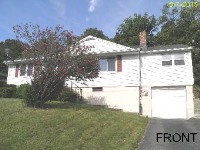 33 Whitewood Rd, Waterbury, CT 06708 