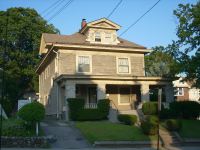 132 Willow St, Waterbury, CT 06710 
