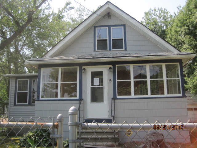 5 Taft Street, Stratford, CT 06615 