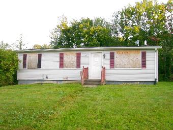 44 Lincolndale Dr, Waterbury, CT 06704 