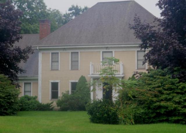 5 Michele Ln, Madison, CT 06443 