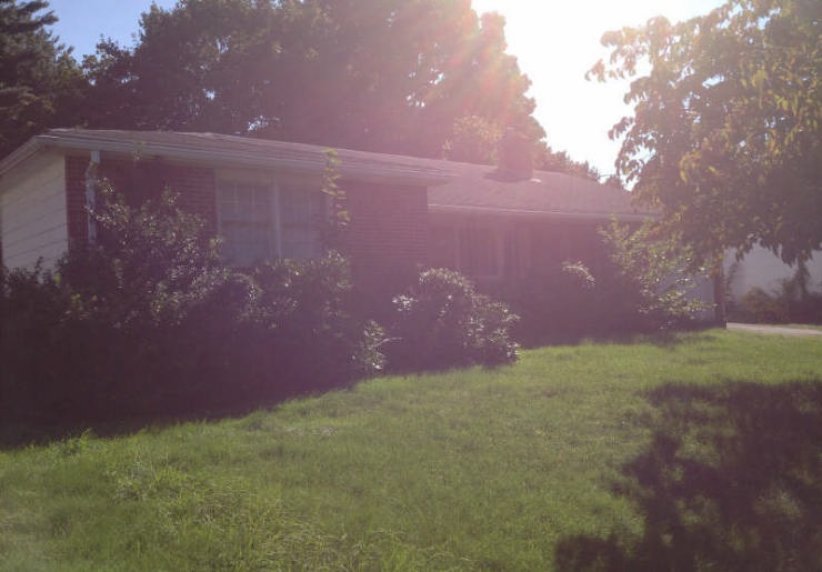 15 Brightview Dr, West Hartford, CT 06117 