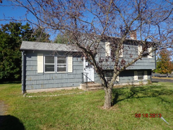 15 Town Farm Road, Wallingford, CT 06492 