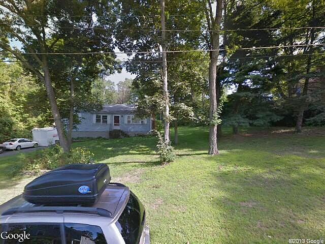 Gildersleeve Ave, Collinsville, CT 06019 