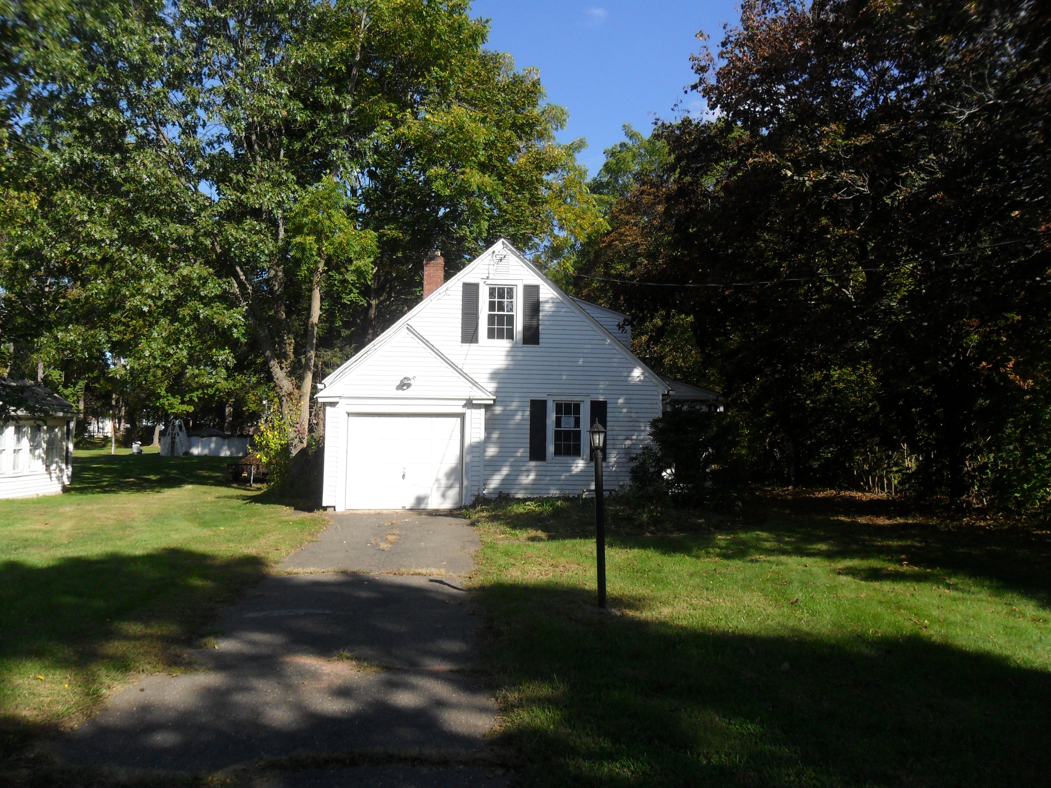 83 Belleview Avenue, Southington, CT 06489 