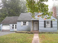 16 Riverside St, Portland, CT 06480 