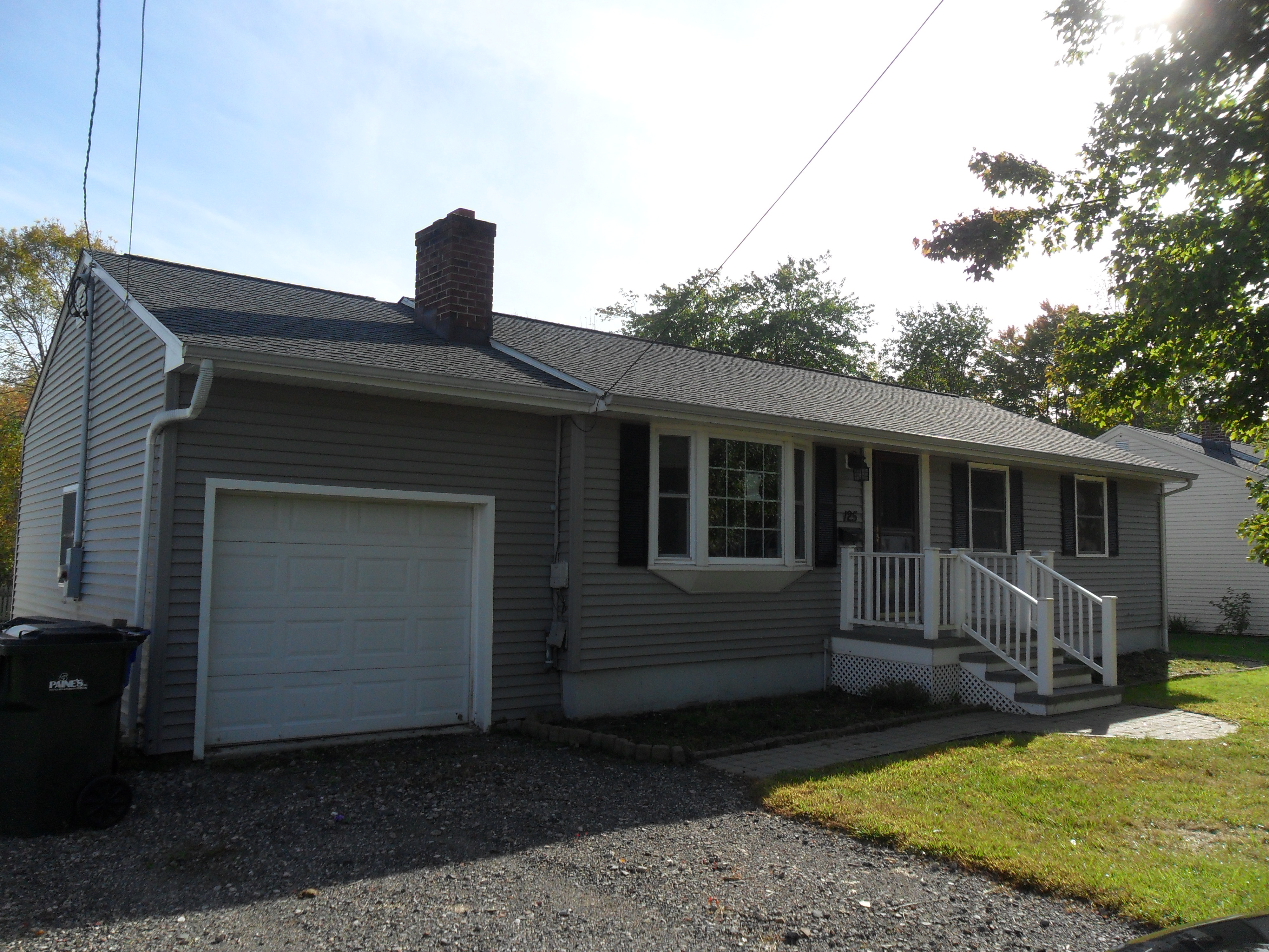 125 Robbins Dr, Wethersfield, CT 06109 