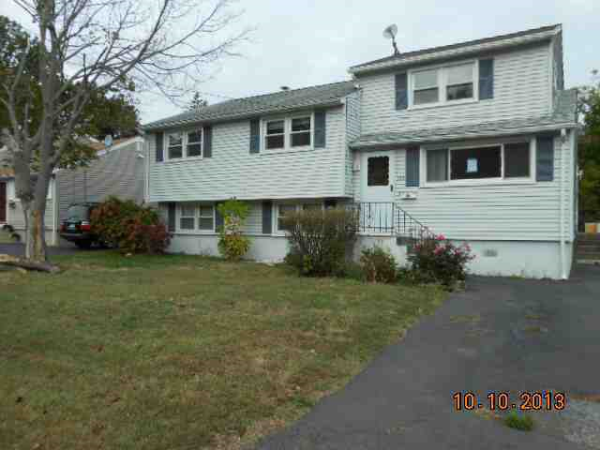 120 Aimes Drive, West Haven, CT 06516 
