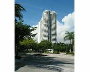 2000 ISLAND BL # PH-9, Aventura, FL 33160 