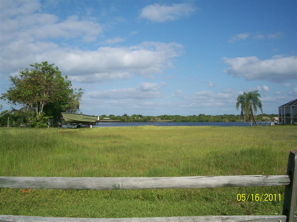 128  SPRING LAKE DR, PORT CHARLOTTE, FL 33952 