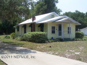 203 PLEASANT ST, Pomona Park, FL 32181 