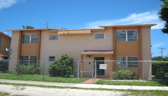 2841 Southwest 17 Street Unit B, Miami, FL 33145 