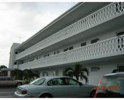 450 GOLDEN ISLES DR # 1H, Hallandale, FL 33009 