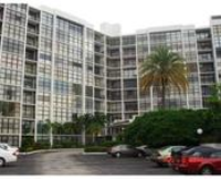800 PARKVIEW DR # 523, Hallandale, FL 33009 