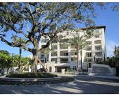 3535 HIAWATHA AV # V1-303, Coconut Grove, FL 33133 