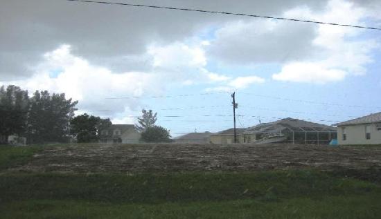 1902 Nw 5th Ave, Cape Coral, FL 33993 
