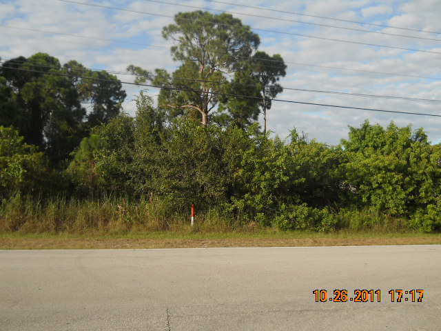 2001  DEL RIO BLVD, PORT ST LUCIE, FL 34983 
