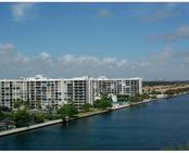 800 PARKVIEW DR # 311, Hallandale, FL 33009 
