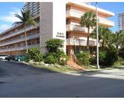 1936 S OCEAN DR # 2C, Hallandale, FL 33009 