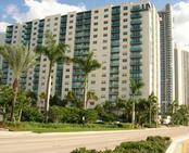 4001 S OCEAN DR # 8C, Hollywood, FL 33019 