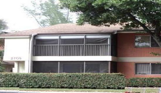 2709 S Oakland Forest Drive Apt 203, Oakland Park, FL 33309 