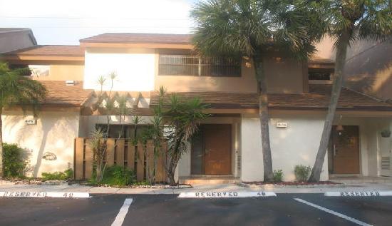 4696 Nw 30th St, Coconut Creek, FL 33063 
