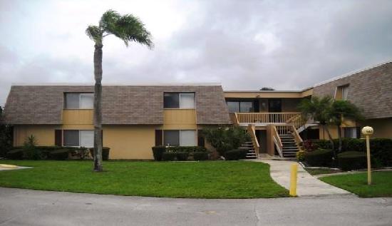 960 Apollo Beach Blvd # 102, Apollo Beach, FL 33572 